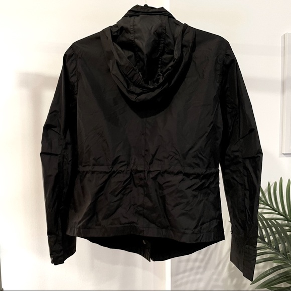 Gap Windbreaker - Picture 3 of 5